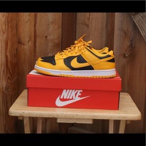 Nike Dunk Low "Goldenrod"